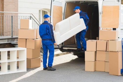 Planning a relocation checklist for home moves in Shoreditch