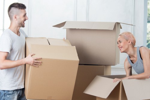 Local Shoreditch man and van for residential and commercial removals